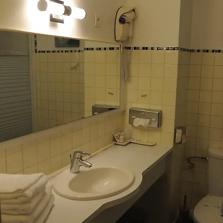 ホテル アエロテル ベルサイユ サンシル - レタプ デュ シロンス 3*